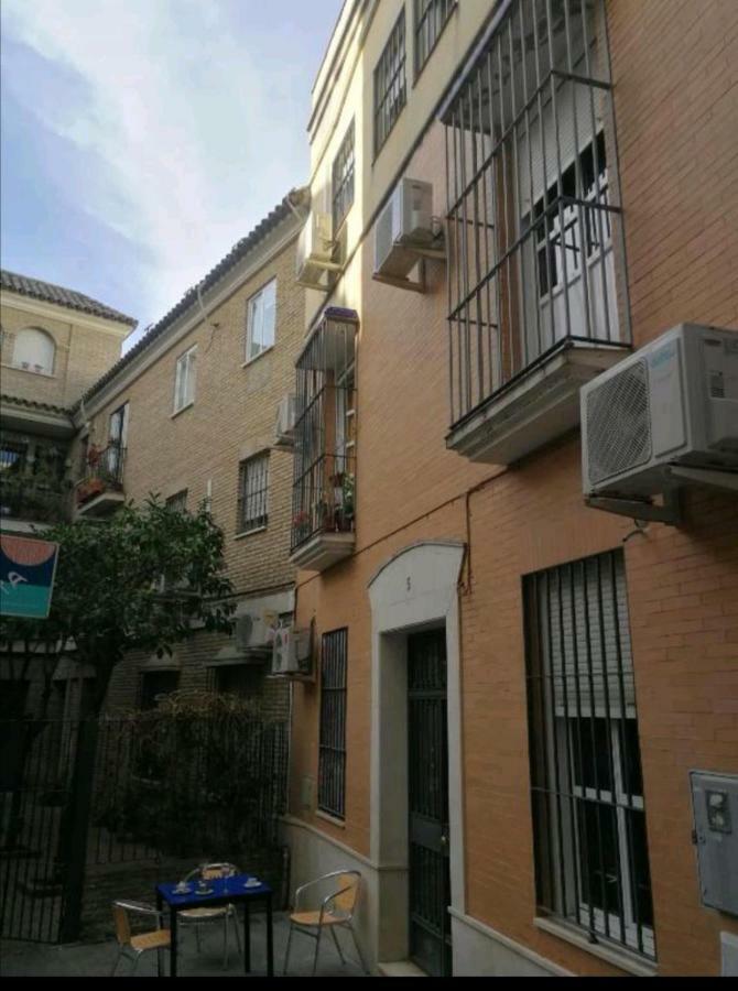 Alfalfa Suites Sevilla Bagian luar foto